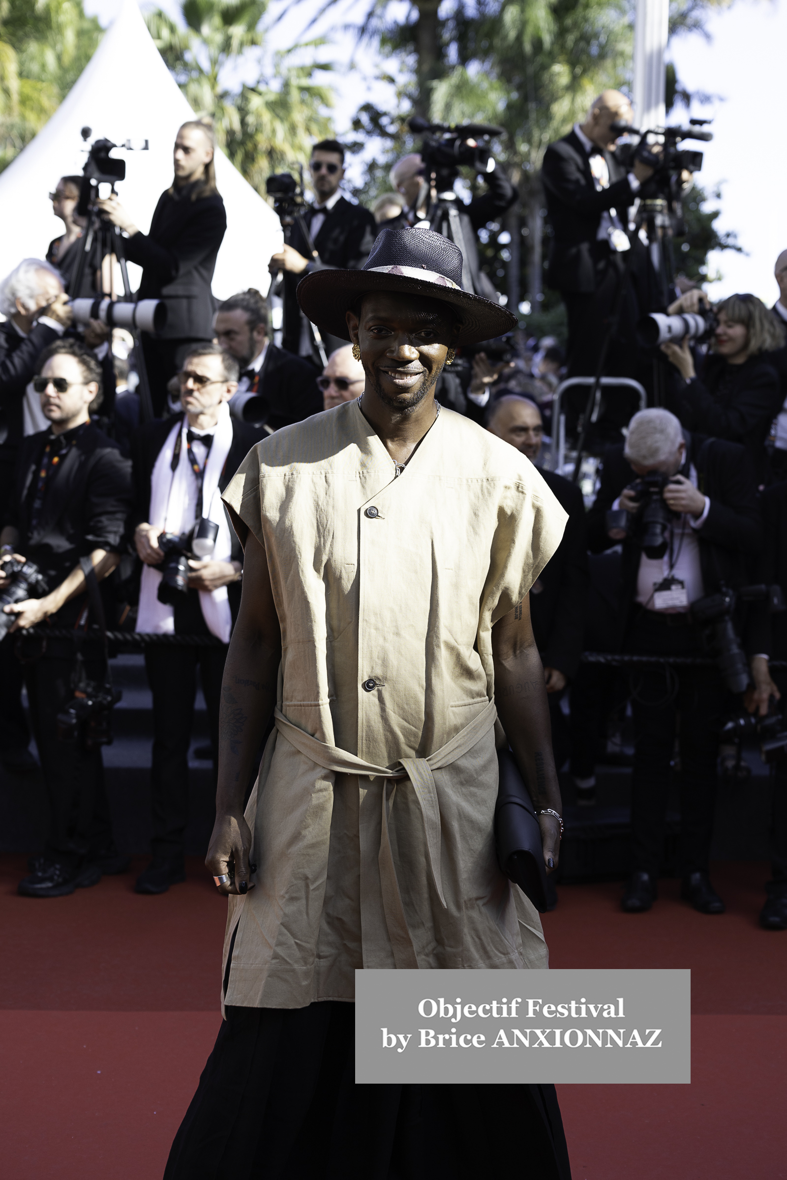 Kinds  Of  Kindness / 77th Cannes International Film Festival / Objectif Festival by Brice ANXIONNAZ